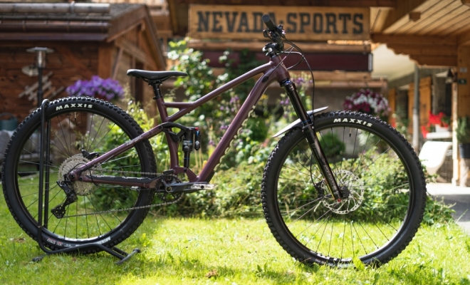Rossignol Heretic Enduro bikes rental - Nevada Sports Les Gets
